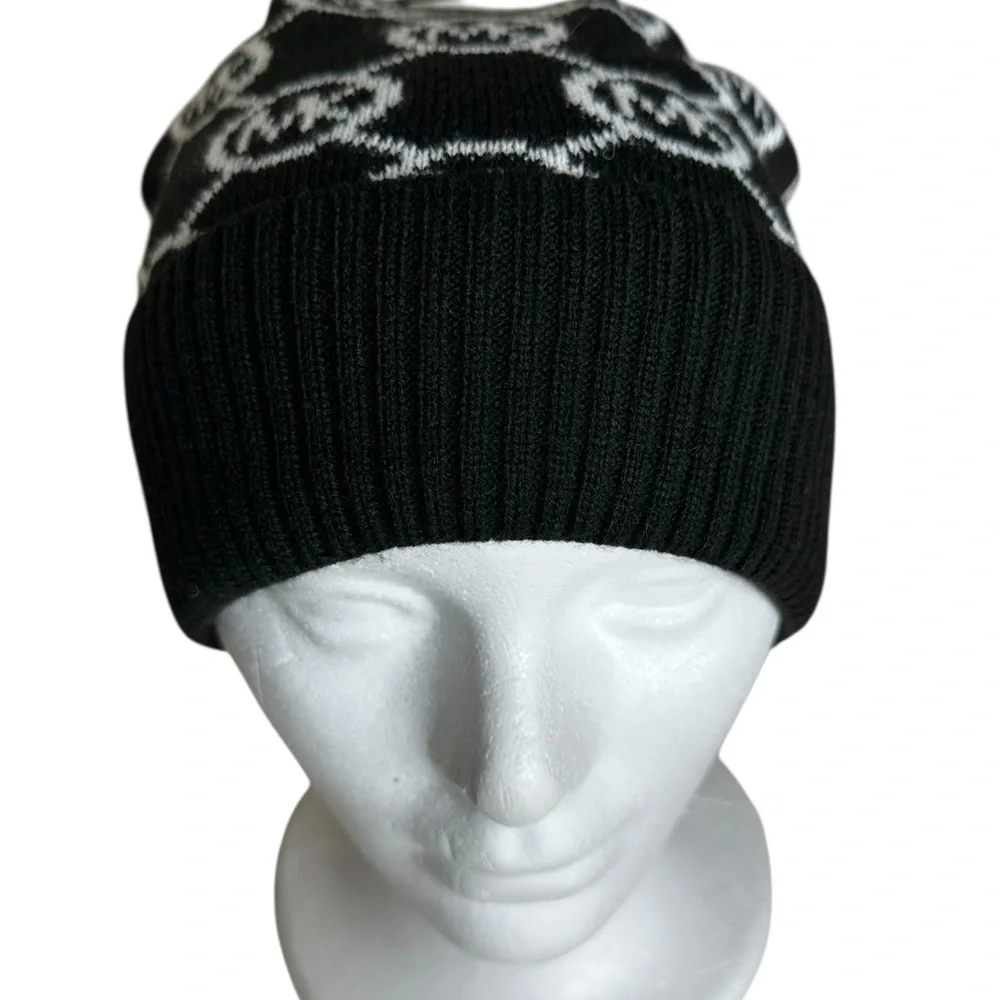 Michael Kors Black Circle Monogram Logo Jet Set Knit Beanie Hat NWT